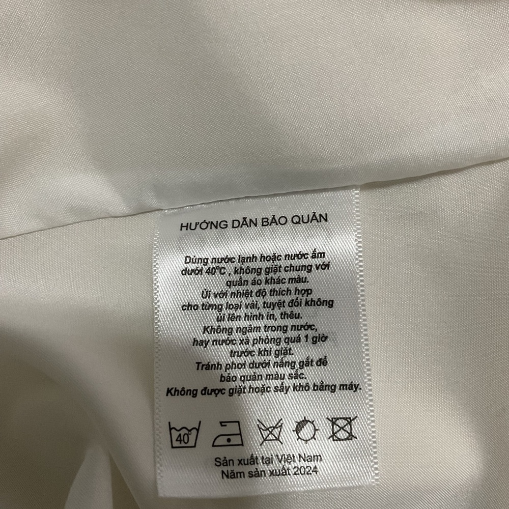 GUMAC Cream Short-Sleeve Shift Dress with Button Accents - Picture 9 of 10